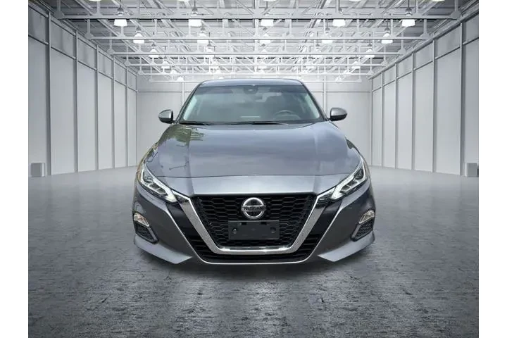 $17901 : Nissan Altima 2021 AWD 2.5 S image 2