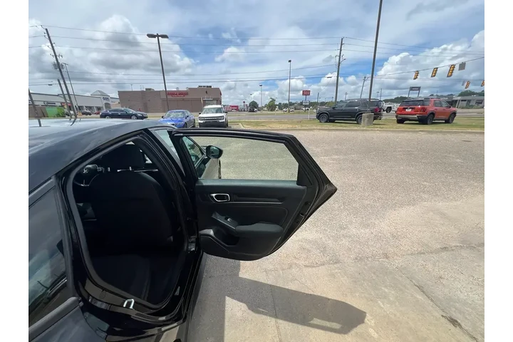 $25785 : Honda Civic 2024 Sport 4dr H image 8