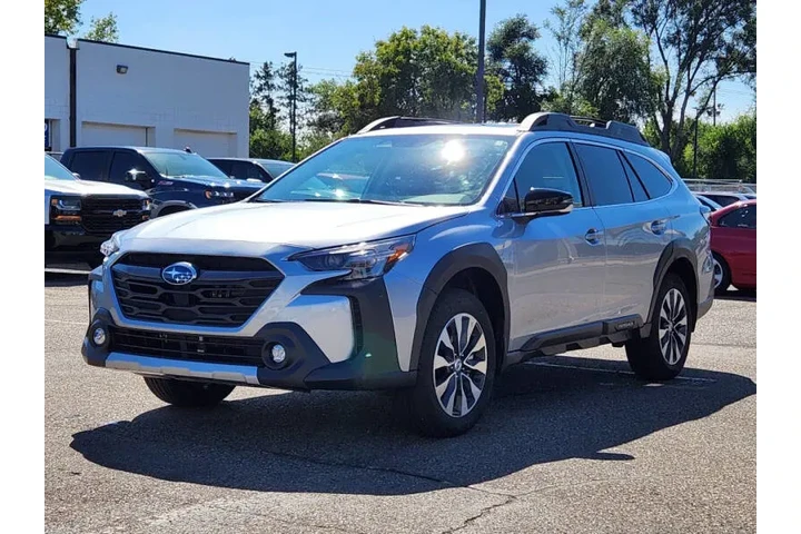 $24495 : 2025 Outback Limited image 7