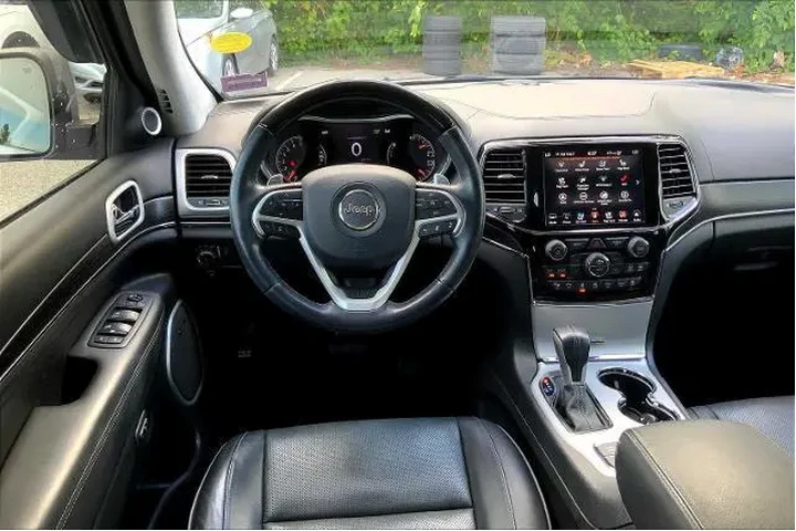 $28888 : Jeep Grand Cherokee 2020 4x4 image 5