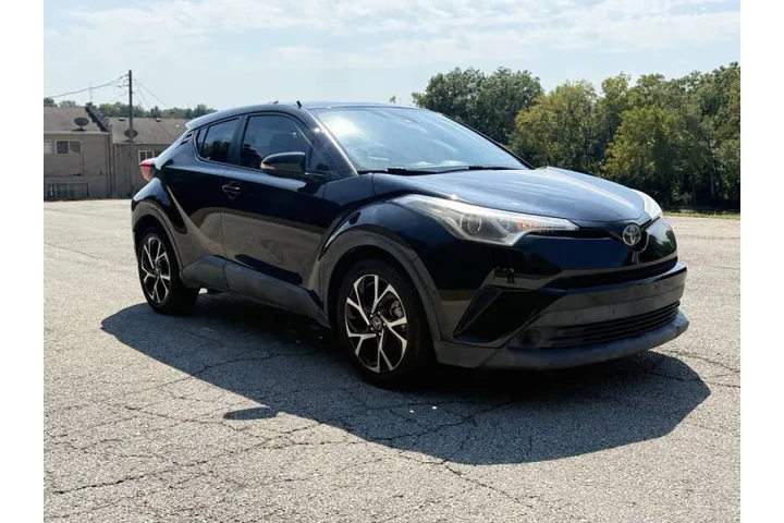 $7999 : 2018 C-HR XLE image 4