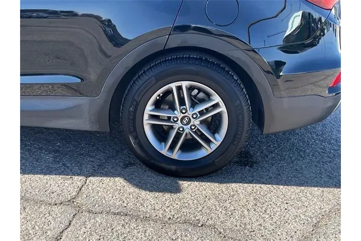 $14094 : Hyundai SANTA FE Sport 2017 image 5