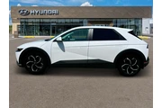 $24500 : Hyundai IONIQ 5 2024 SE Stan thumbnail