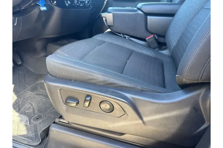 $33750 : Chevrolet Silverado 1500 202 image 9