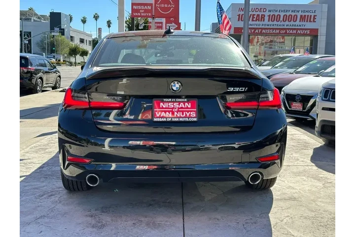 $27998 : BMW 3 Series 2021 330i 4dr S image 5