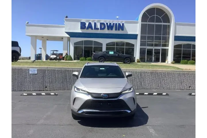 $26950 : Toyota Venza 2022 AWD LE 4dr image 2