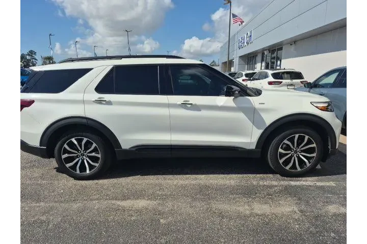 $33640 : Ford Explorer 2023 ST-Line 4 image 2