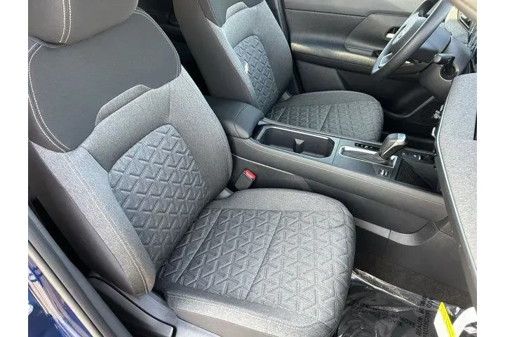 $26195 : Nissan Kicks 2026 SV 4dr Cro image 10