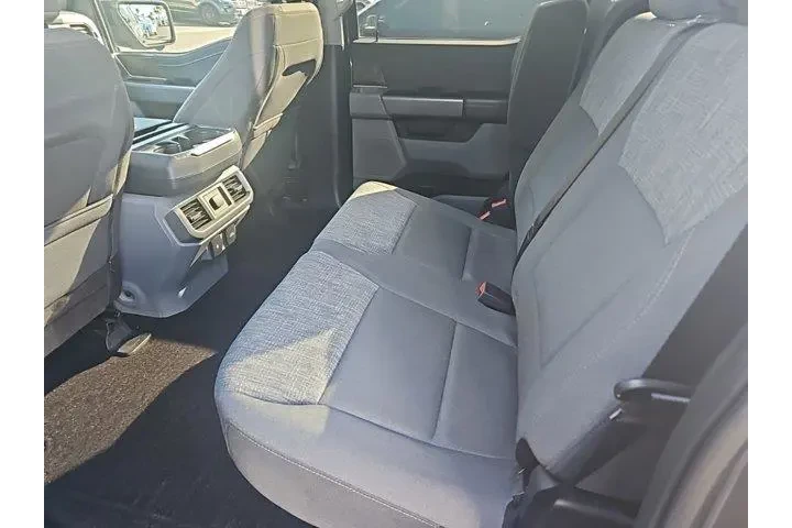 $36910 : Ford F-150 2022 4x4 XLT 4dr image 4