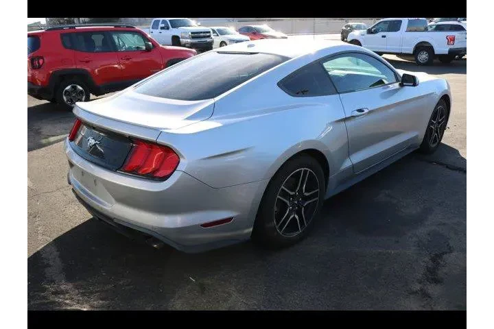 $17802 : Ford Mustang 2019 EcoBoost 2 image 6