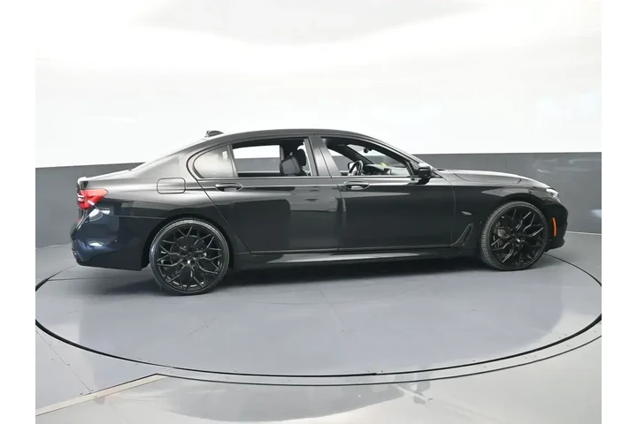 $22991 : BMW 7 Series 2016 AWD 750i x image 7