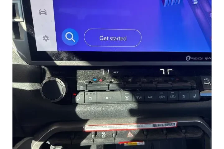 $39879 : Toyota Tundra 2022 4x2 Limit image 10