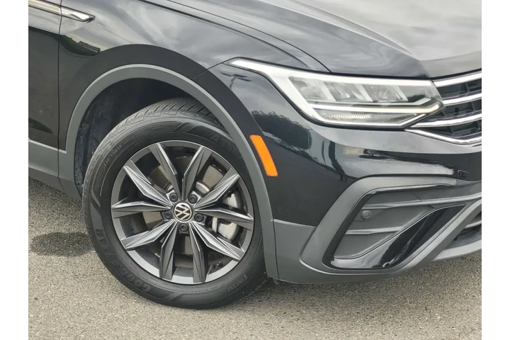 $21500 : Volkswagen Tiguan 2022 SE 4d image 9
