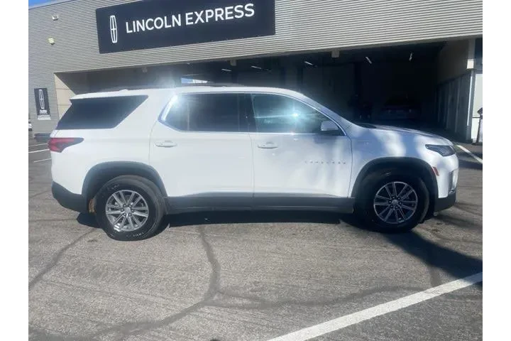 $28829 : Chevrolet Traverse 2023 4x4 image 4