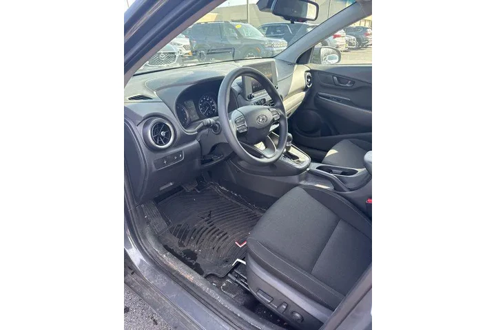 $17817 : Hyundai KONA 2023 AWD SEL 4d image 6