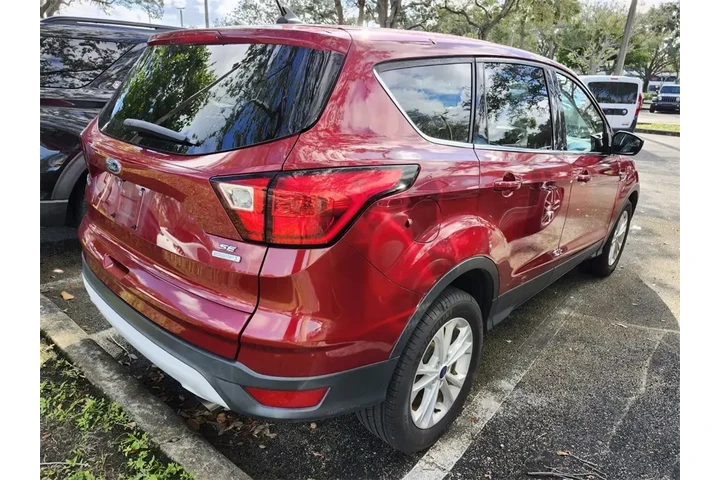 $11999 : Ford Escape 2019 SE 4dr SUV image 4