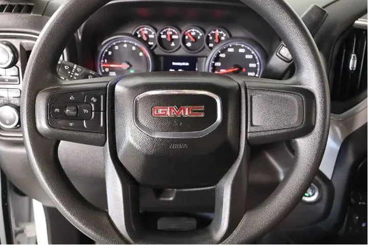 $39221 : GMC Sierra 2500HD 2024 4x4 P image 3