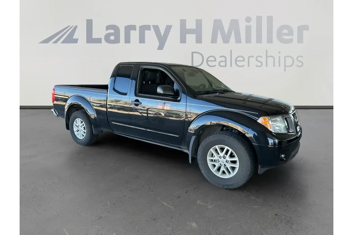 Nissan Frontier 2019 4x4 SV image 6