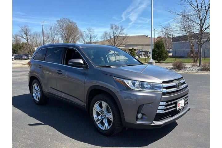 $20000 : 2018 Highlander Limited image 9