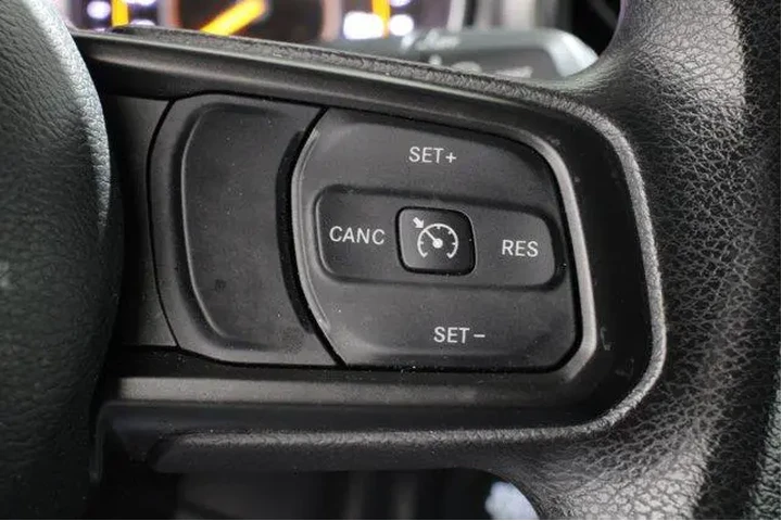 $30998 : Jeep Wrangler Unlimited 2021 image 10