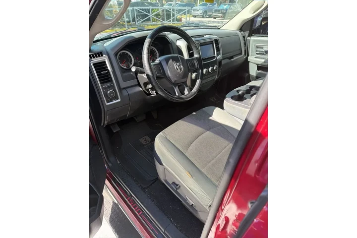 $8000 : Ram 1500 2015 4x2 Big Horn 4 image 8