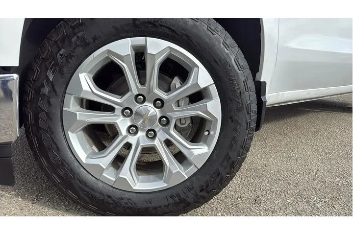 $38888 : Chevrolet Silverado 1500 202 image 9