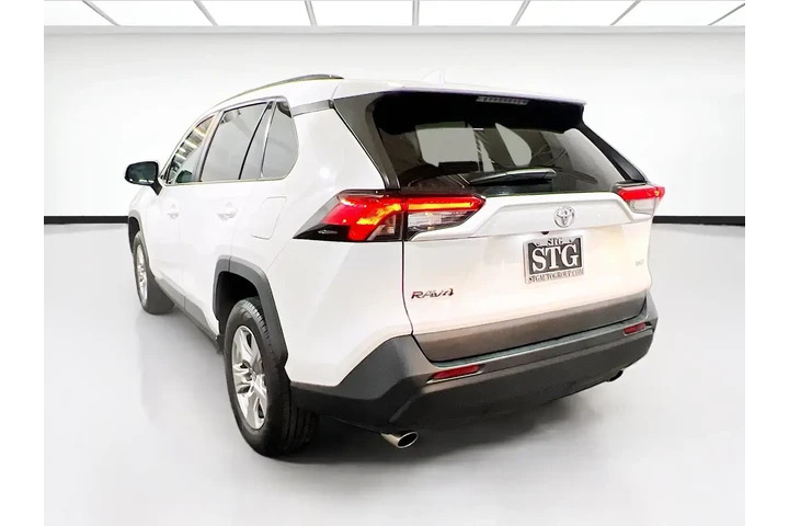 $25850 : Toyota RAV4 2023 XLE 4dr SUV image 6