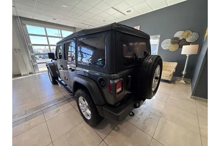 $25385 : Jeep Wrangler Unlimited 2021 image 5
