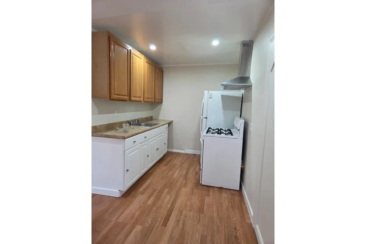 $1700 : Rento apartamento1 Rec 1 Ba image 8