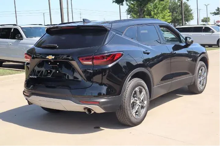 $26495 : Chevrolet Blazer 2024 LT 4dr image 3