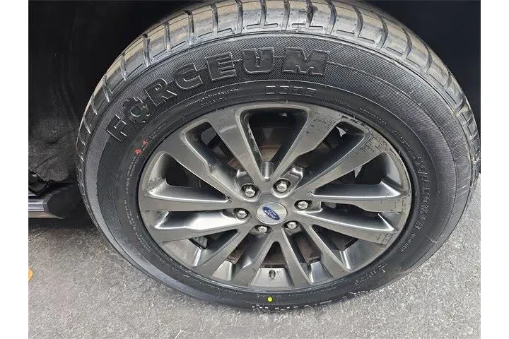 $15990 : Ford Expedition MAX 2020 4x2 image 6