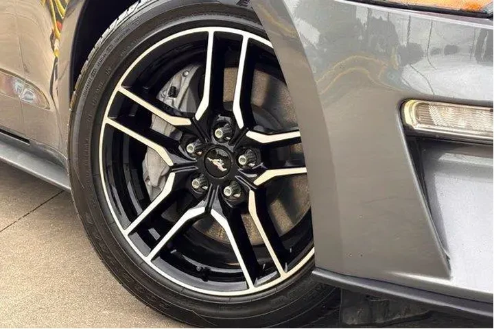 $36977 : Ford Mustang 2022 GT Premium image 2