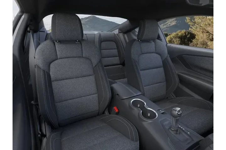 $32466 : Ford Mustang 2026 EcoBoost P image 10