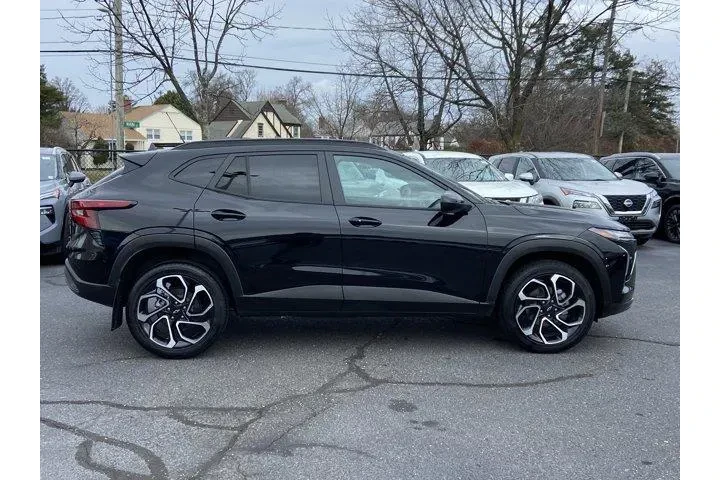 $19995 : Chevrolet Trax 2025 RS 4dr C image 3