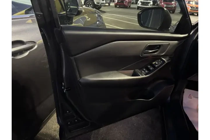 $25999 : Nissan Rogue 2025 S 4dr Cros image 10