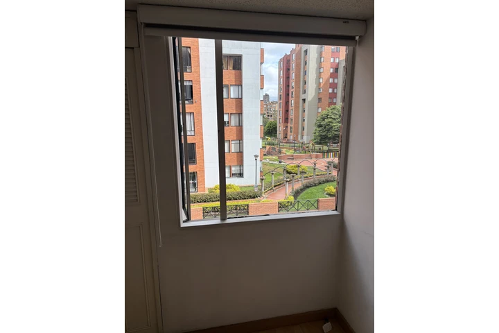 $800000 : ARRIENDO HABITACION CABALLERO image 5