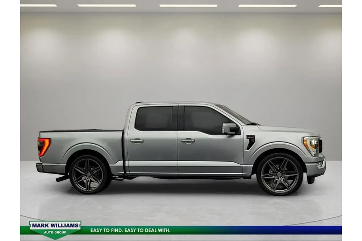 $33987 : Ford F-150 2021 4x4 XLT 4dr image 9