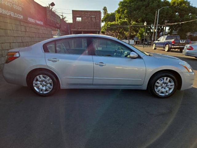 $8995 : 2010 Altima 2.5 image 6