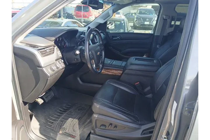 $30000 : Chevrolet Tahoe 2017 4x4 Pre image 5