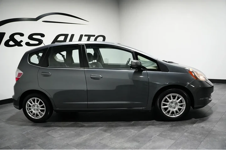 $9786 : 2012 Fit image 6