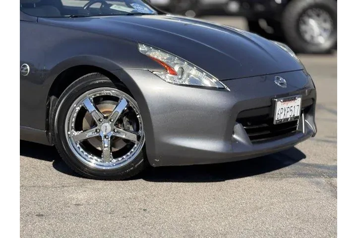 $18993 : Nissan 370Z 2011 Touring 2dr image 3