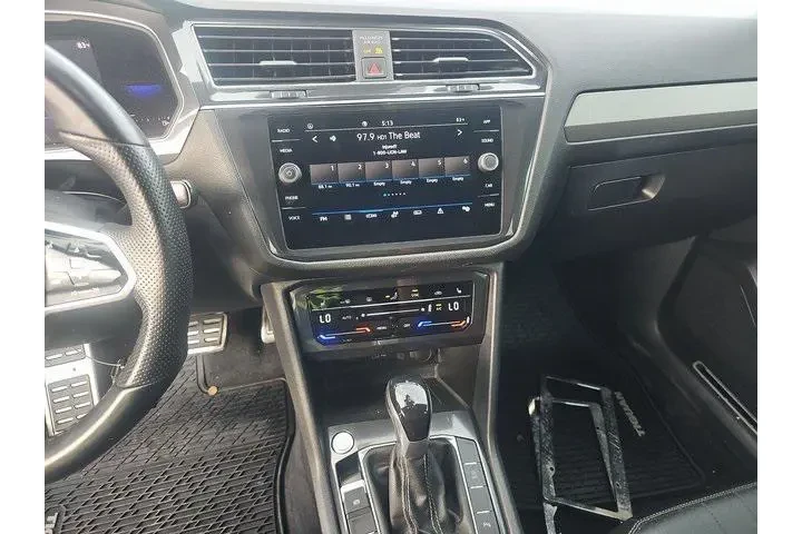 $15000 : Volkswagen Tiguan 2022 SE R- image 6