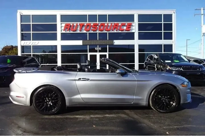 $18995 : 2020 MUSTANG image 2