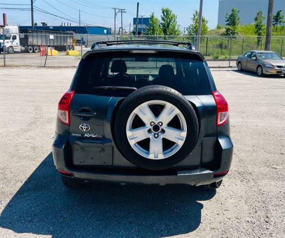 $6899 : 2006 RAV4 Sport image 8