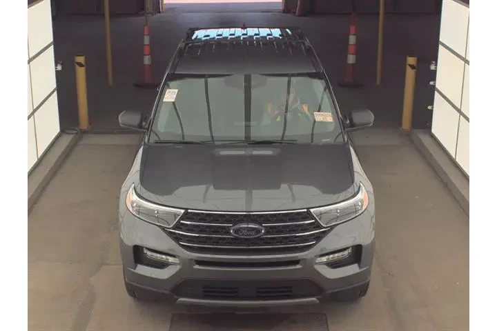 $37990 : Ford Explorer 2023 AWD XLT 4 image 2