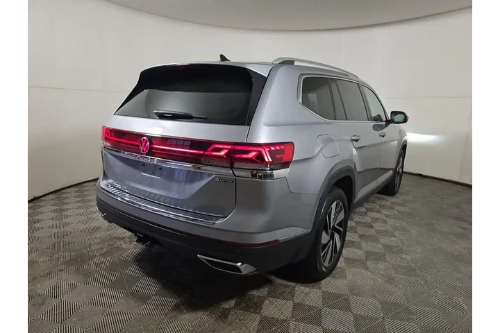 $30493 : Volkswagen Atlas 2024 AWD SE image 4