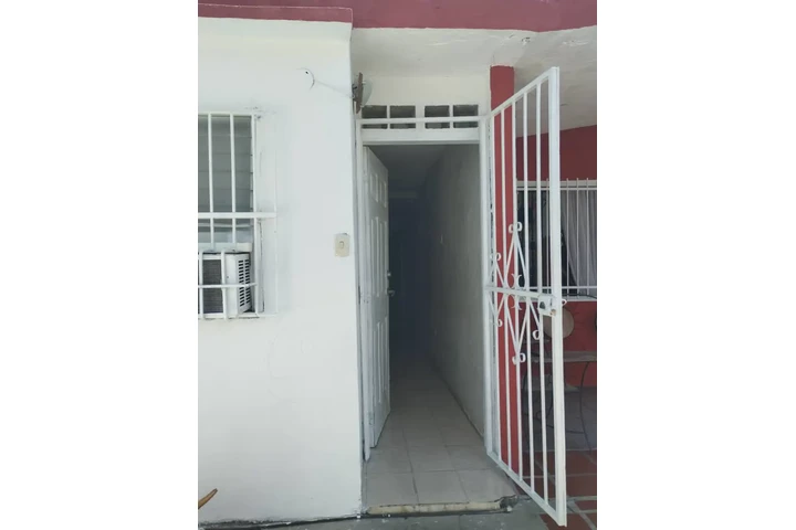 $60 : Alquilo habitación anexa con image 6