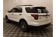 $13995 : Ford Explorer 2017 AWD Sport thumbnail