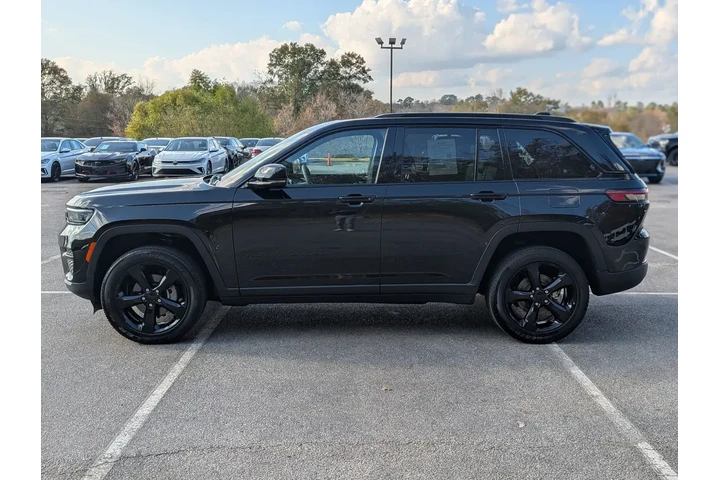 $33994 : Jeep Grand Cherokee 2024 4x4 image 6