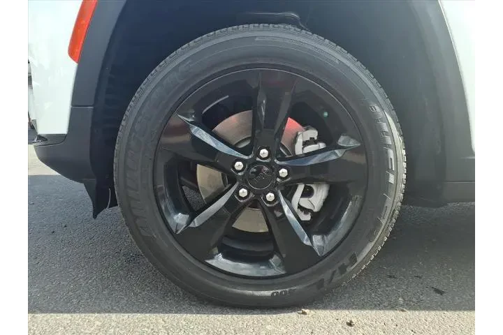 $31780 : Jeep Grand Cherokee L 2023 4 image 9